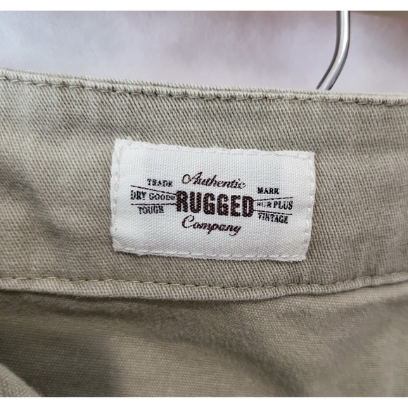 Authentic Rugged Co. Khaki Cargo‎ Shorts Size 8 - Picture 3 of 6